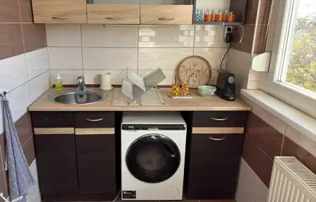 Eladó panellakás, Budapest, XIV. kerület 2 szoba 50 m² 60 M Ft