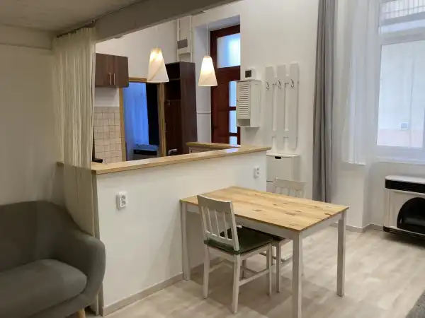 Eladó téglalakás, Budapest, XIV. kerület 2 szoba 39 m² 55.9 M Ft