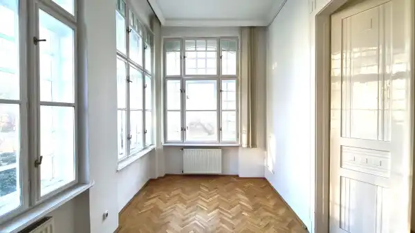 Kiadó iroda lakásban, Budapest, XIV. kerület 160 m² 600 E Ft/hó